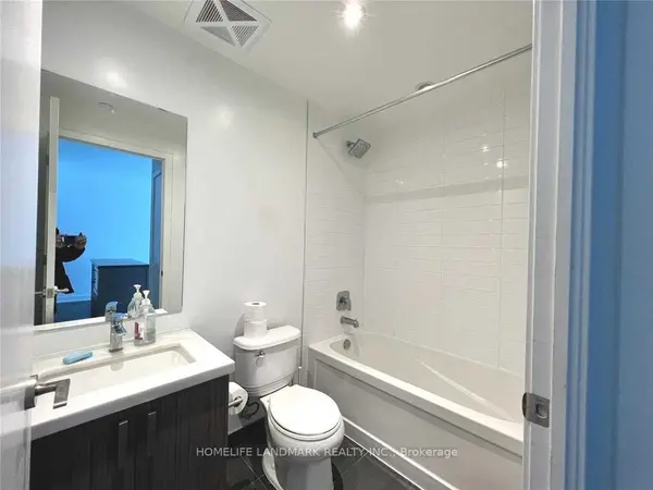 501 St Clair AVE W #1604, Toronto C02, ON M5P 0A2