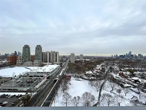 501 St Clair AVE W #1604, Toronto C02, ON M5P 0A2