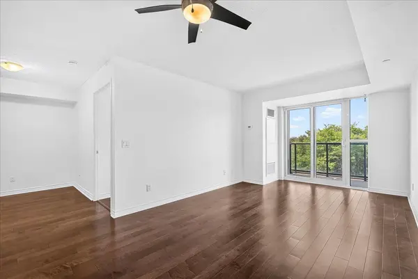 35 Saranac BLVD #602, Toronto C04, ON M6A 2G4