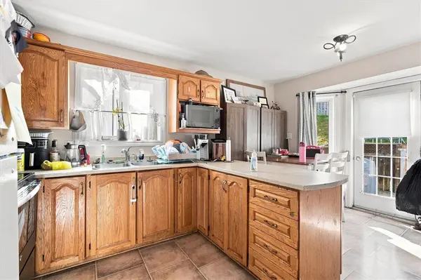 32 Greenspond Drive, St. John's, NL A1E 5Z8