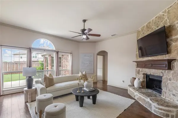 9628 Makiposa Lane, Fort Worth, TX 76177