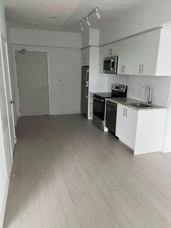 4010 Eglinton AVE W #1707, Toronto W09, ON M9P 1A6