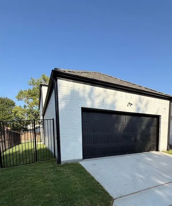 105 Magnolia Lane, Westworth Village, TX 76114