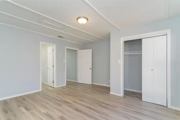 4739 Stokes Street, Dallas, TX 75216