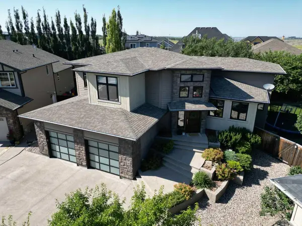 402 Stonecrest TER W, Lethbridge, AB T1K 5T1