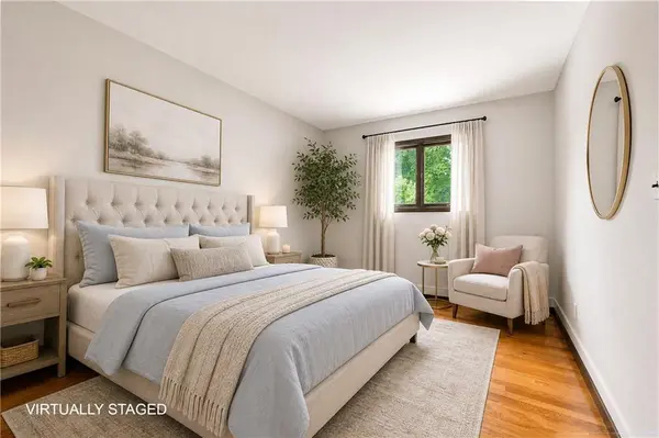3877 Hylan BLVD, Staten  Island, NY 10308