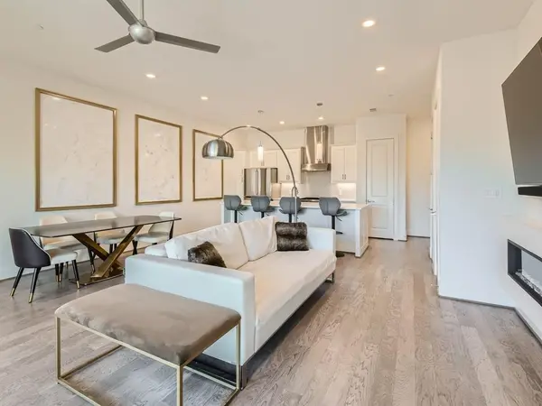 15875 Spectrum Drive #2101, Addison, TX 75001