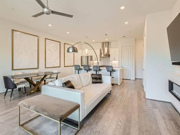 15875 Spectrum Drive #2101, Addison, TX 75001