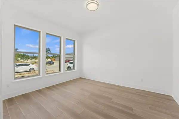 3786 Wenatche Drive, Dallas, TX 75233