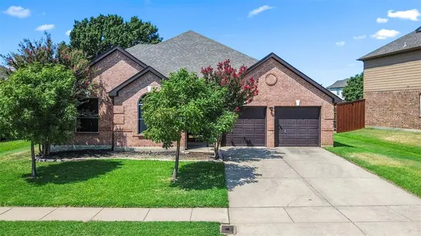 12133 Copper Creek Drive, Fort Worth, TX 76244