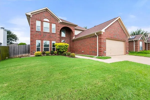 6222 St Leonard Drive, Arlington, TX 76001