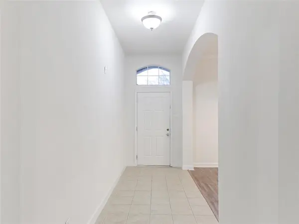 704 Darlington Trail, Fort Worth, TX 76131