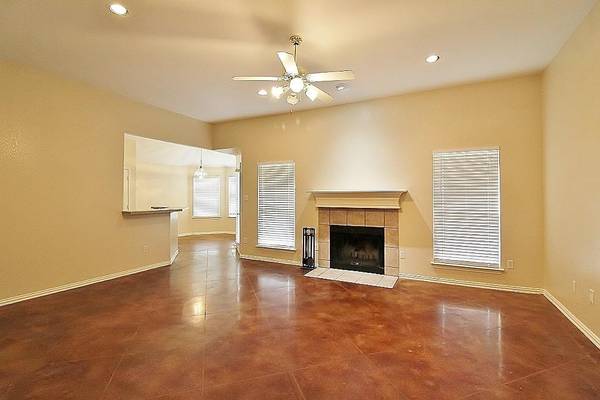 302 Aspen Court W, Aledo, TX 76008
