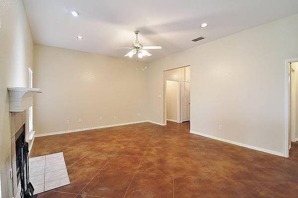 302 Aspen Court W, Aledo, TX 76008