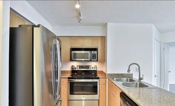 361 Front ST #2707, Toronto C01, ON M5V 3R5