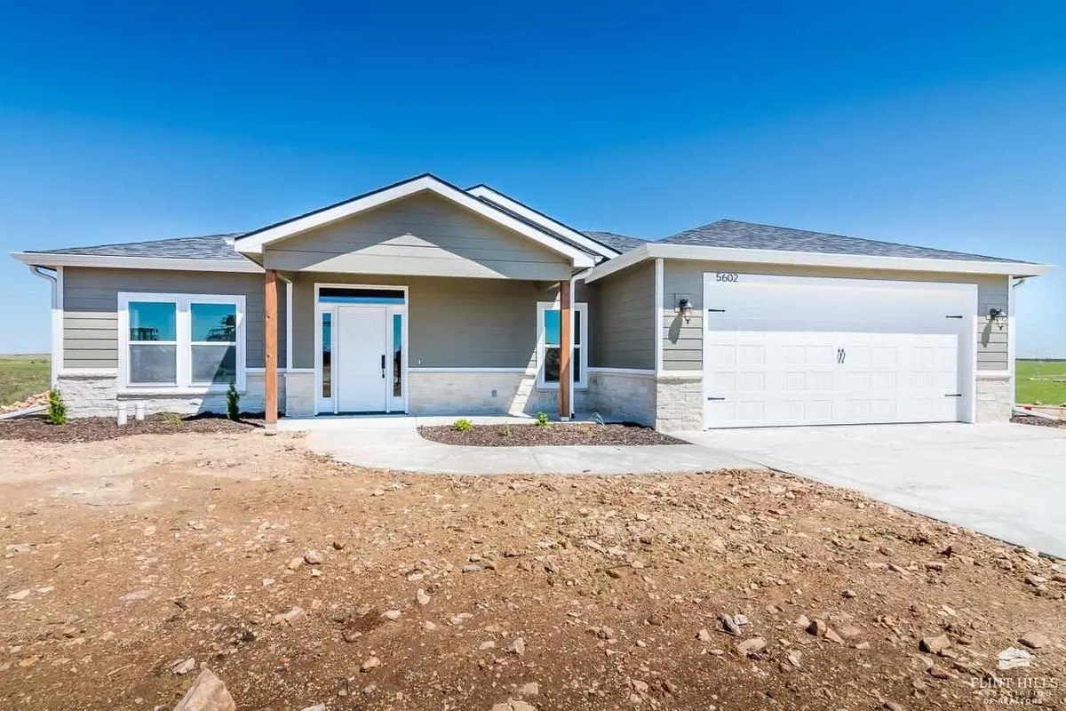5602 Goheen DR, Manhattan, KS 66503