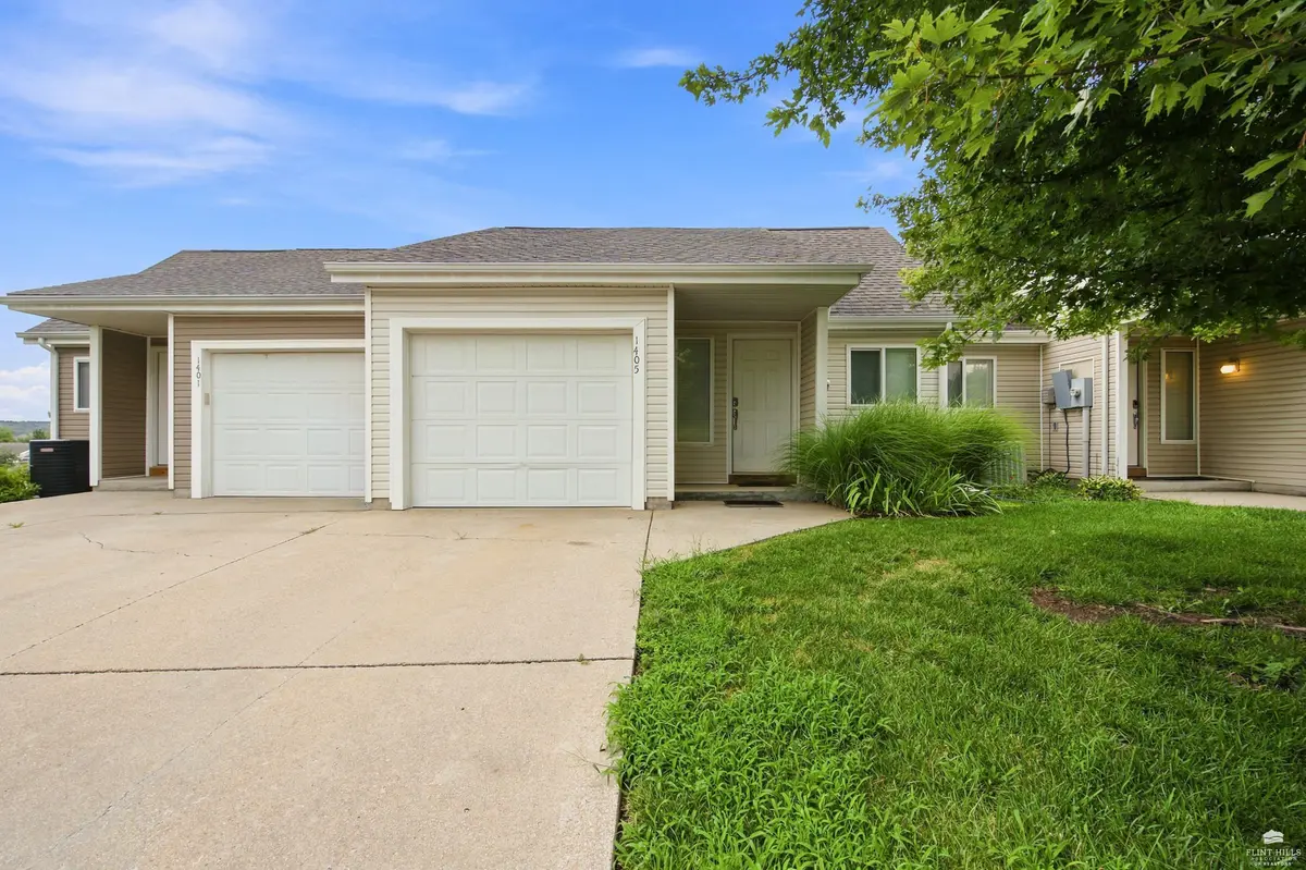 1405 Sundance DR, Manhattan, KS 66503
