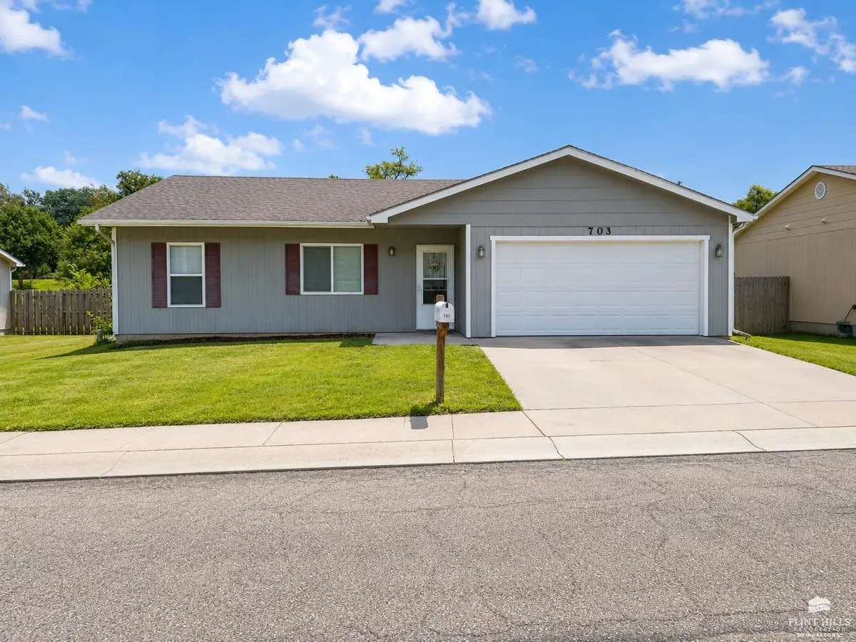 703 Jerry DR, Junction City, KS 66441