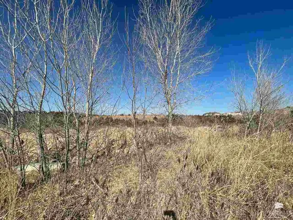 1120 Lochenshire Circle, Manhattan, KS 66503
