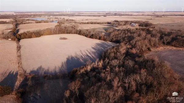 00000 Trefoil, Waverly, KS 66871