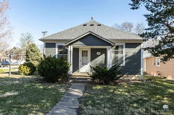 340 W 1 ST, Junction City, KS 66441