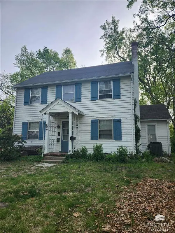 520 N Juliette, Manhattan, KS 66502