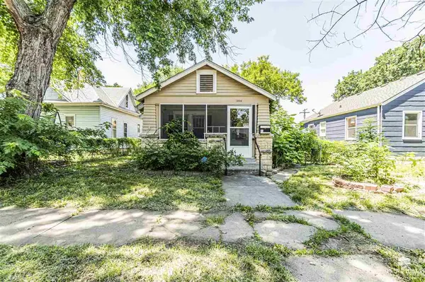 1206 N Adams, Junction City, KS 66441