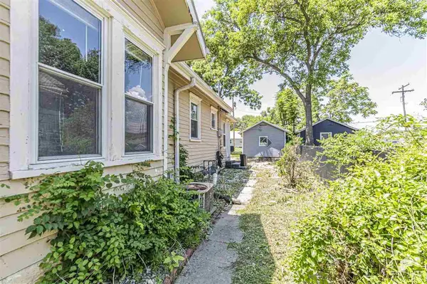 1206 N Adams, Junction City, KS 66441