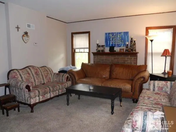 1735 Fairchild, Manhattan, KS 66502