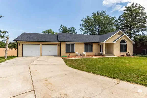 2311 Bailey, Manhattan, KS 66502