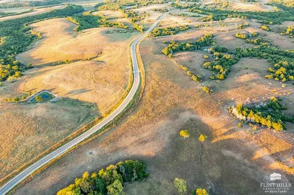 00000 Hi-View DR, Manhattan, KS 66503