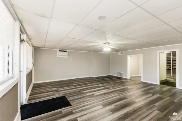 817 N Jefferson ST, Junction City, KS 66441
