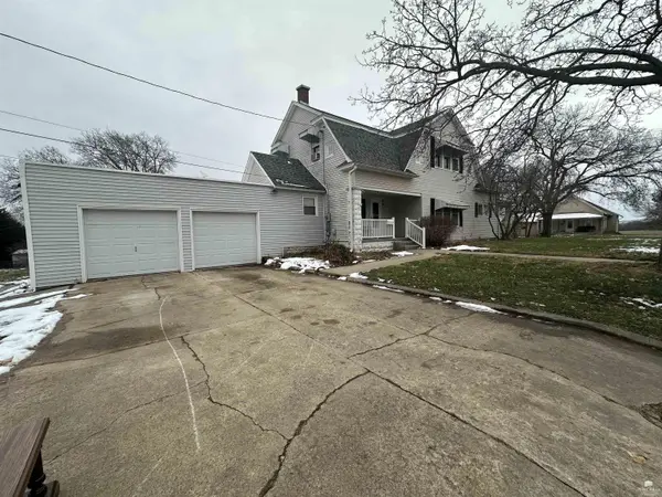 300 E 6th ST, Washington, KS 66968