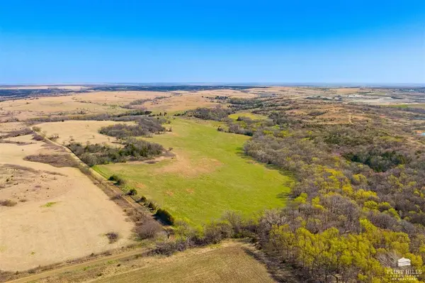 00000 Tower Hill RD, Belvue, KS 66547