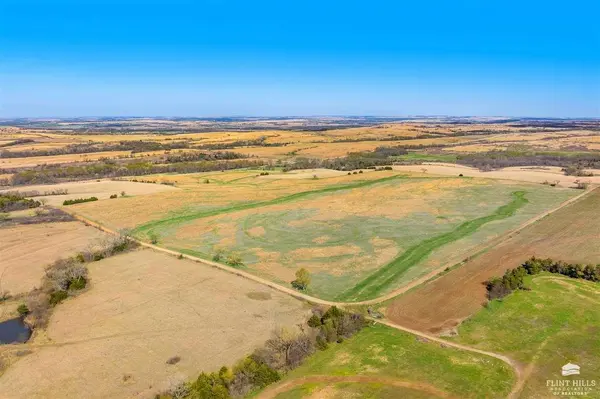 00000 Lost Creek RD, Belvue, KS 66547