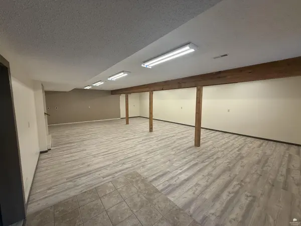 1312 Pillsbury DR, Manhattan, KS 66502