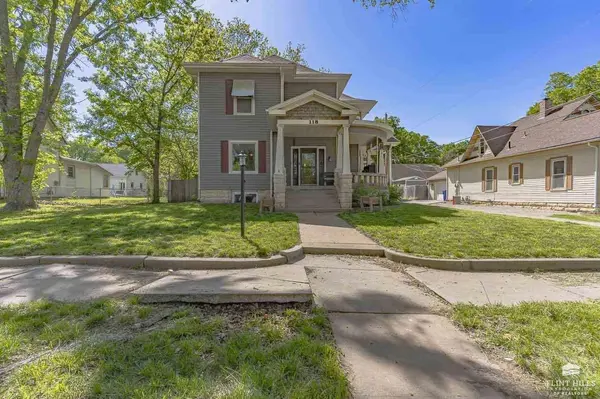 118 S Jefferson ST, Junction City, KS 66441