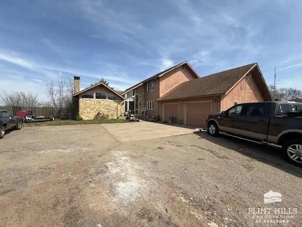 6803 Old Milford RD, Milford, KS 66514