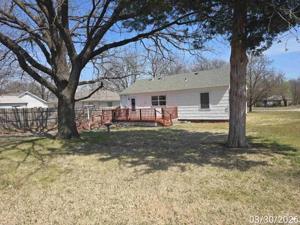 217 S E ST, Herington, KS 67449