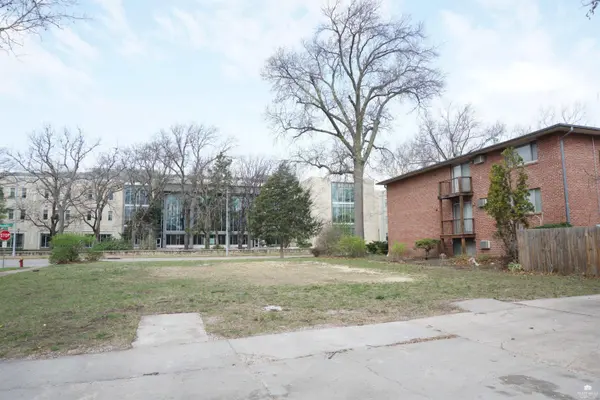 1000 N Manhattan AVE, Manhattan, KS 66502
