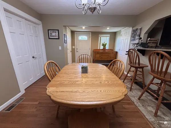 419 E Pearl, Dighton, KS 67839