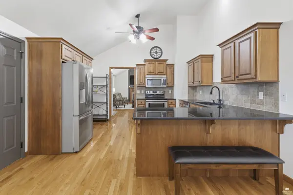 1033 Laussac DR, Manhattan, KS 66503