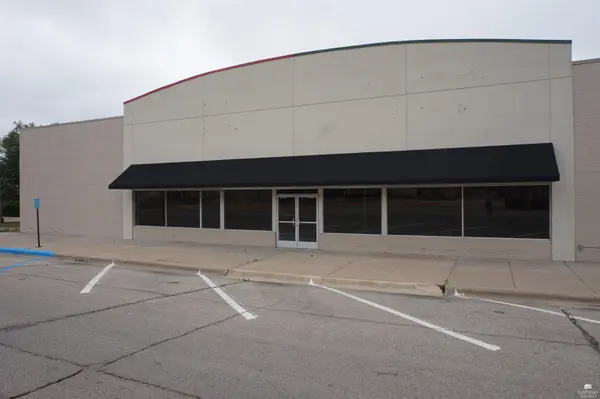 9 S Broadway ST, Herington, KS 67449