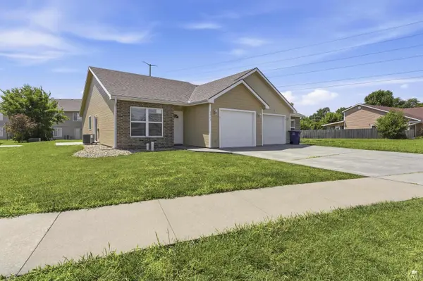 2717 Buttonwood DR, Manhattan, KS 66502