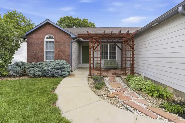 708 Walnut ST, Wamego, KS 66547
