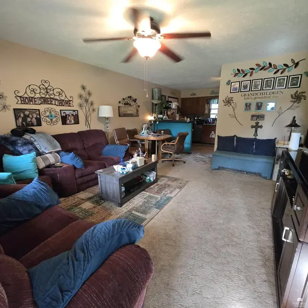 708 N Elm ST, Abilene, KS 67410