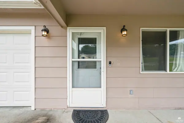 607 Jerry DR, Junction City, KS 66441