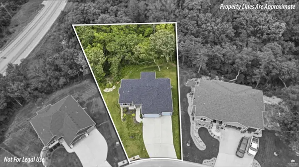 718 Fossilridge CIR, Manhattan, KS 66503
