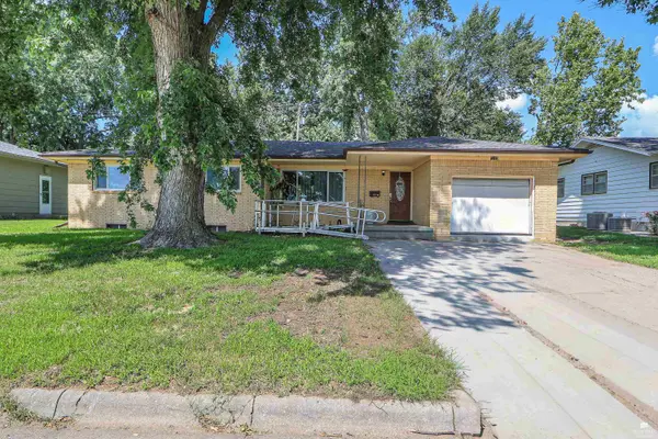 1310 Shamrock ST, Junction City, KS 66441