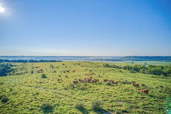 0000 Clarks Creek RD, Junction City, KS 66441